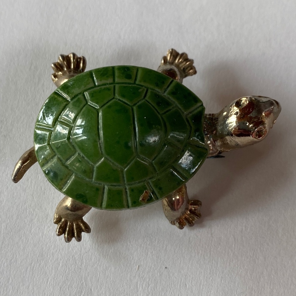 Vintage turtle pin